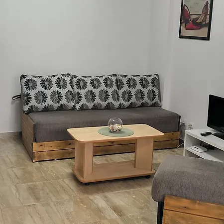 Apartament Nyani Mamaia